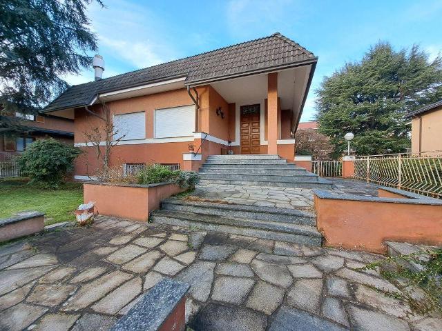 Villa Indipendente in vendita a Canton Billiemme, Piemonte
