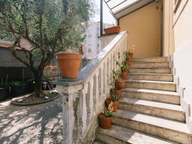 Villa Indipendente in vendita a Canadà, Piemonte