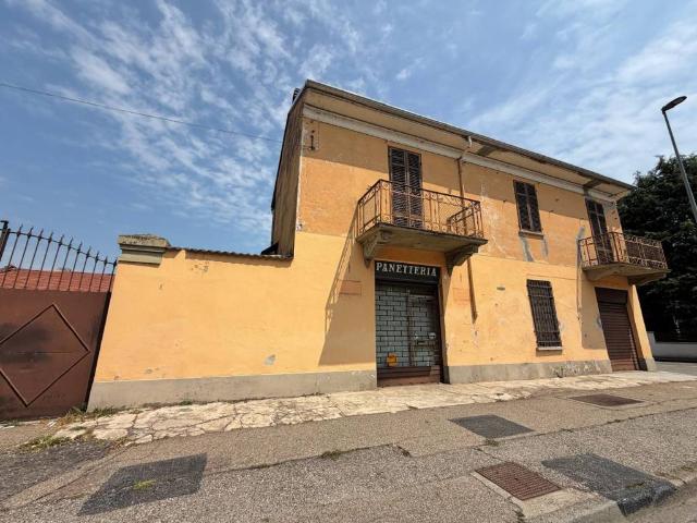 Villa Indipendente in vendita a Cappuccini, Piemonte