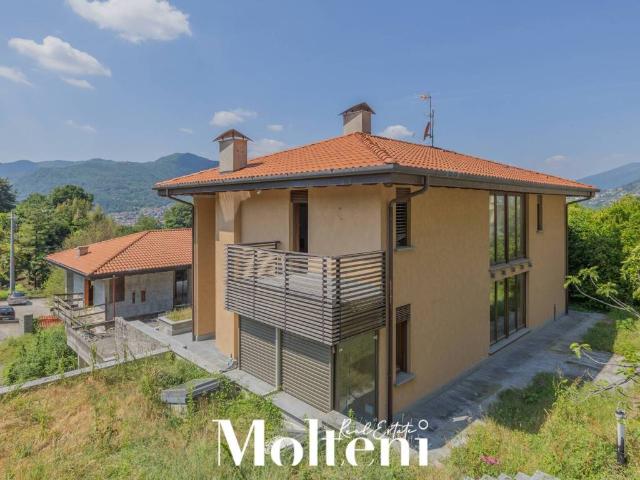 Villa Indipendente in vendita a Somasca, Vercurago