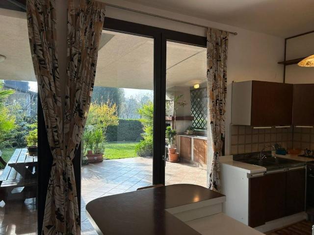 Villa Indipendente in vendita a Verdellino, Lombardia
