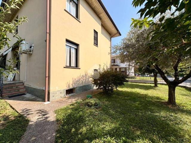 Villa Indipendente in vendita a Verdello, Lombardia