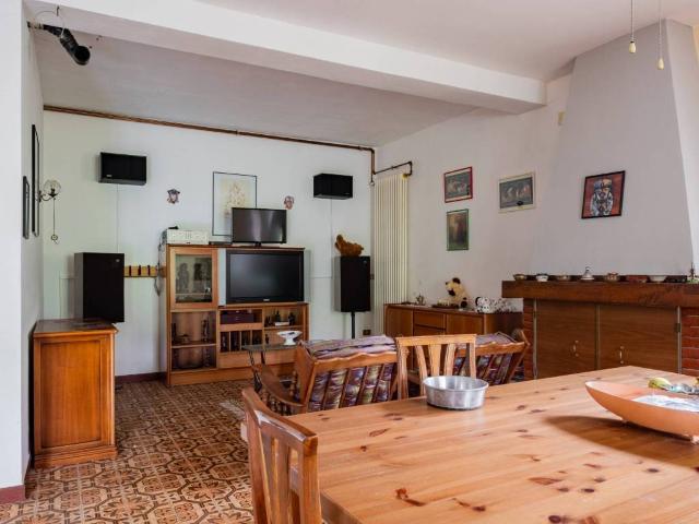 Villa Indipendente in vendita a Unione dell'Appennino Bolognese, Vergato
