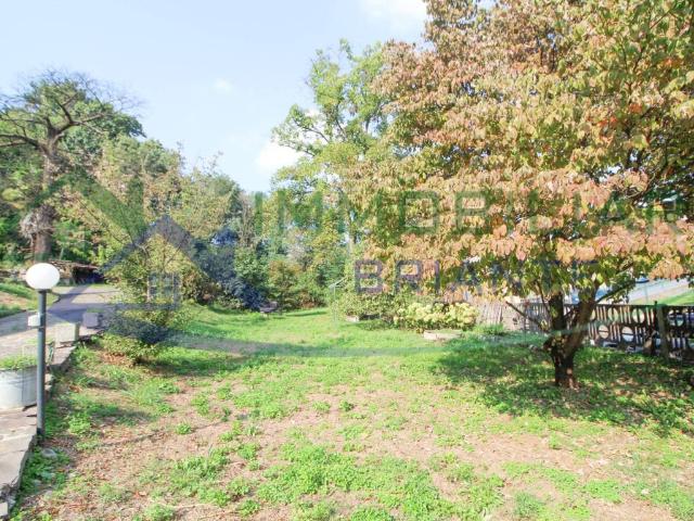Villa Indipendente in vendita a Sesona, Vergiate
