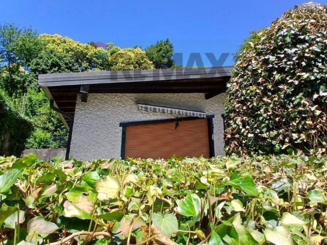 Villa Indipendente in vendita a Vergiate, Lombardia