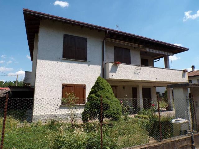 Villa Indipendente in vendita a Sesona, Vergiate