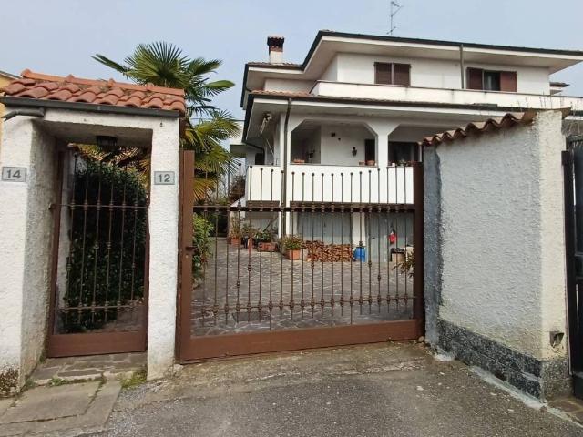 Villa Indipendente in vendita a Unione dei Comuni I Fontanili, Vermezzo