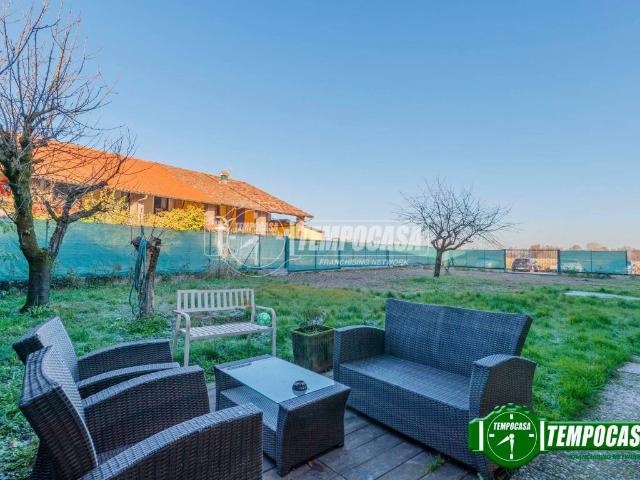Villa Indipendente in vendita a Unione dei Comuni I Fontanili, Vermezzo