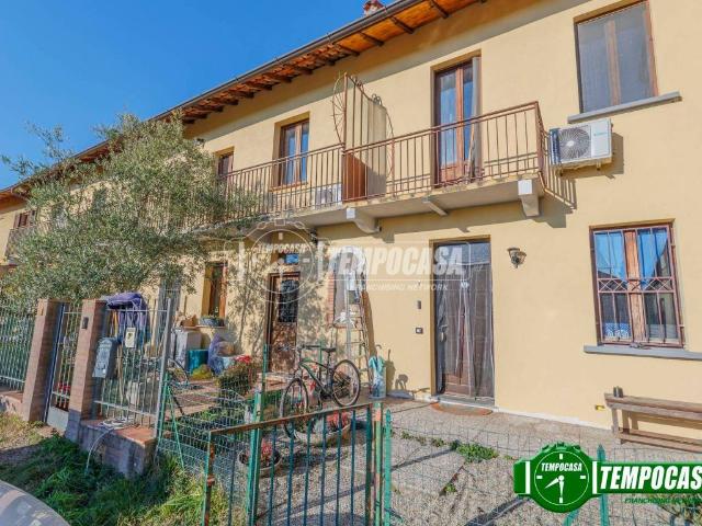 Villa Indipendente in vendita a Unione dei Comuni I Fontanili, Vermezzo