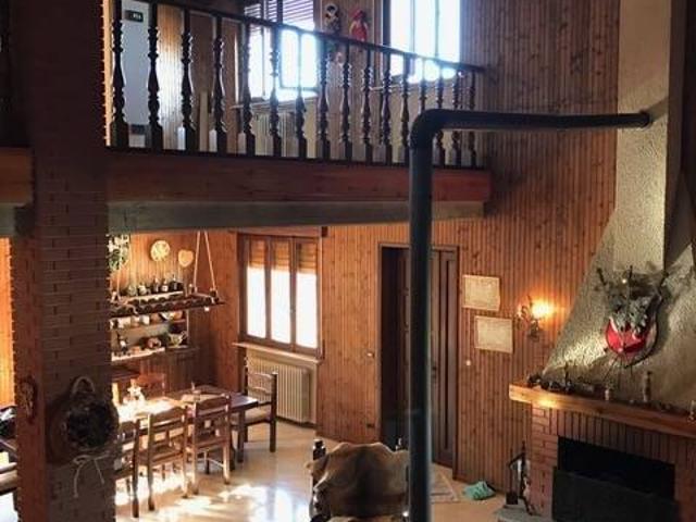Villa Indipendente in vendita a Vernasca, Reggio Emilia