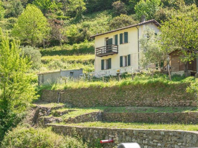 Villa Indipendente in vendita a Murro, Vernazza