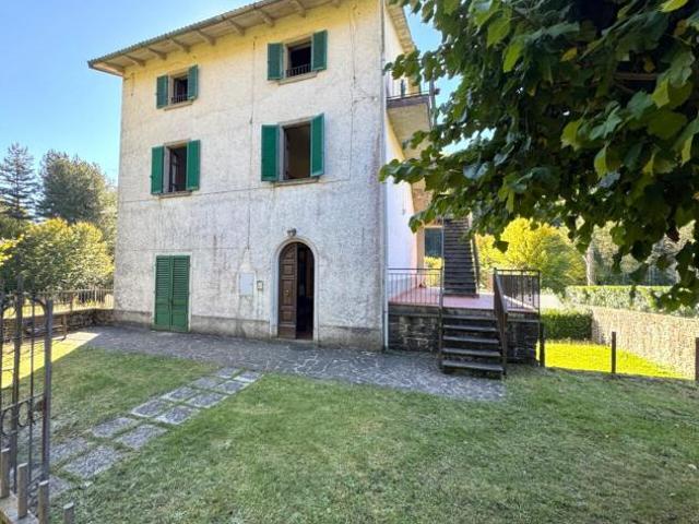 Villa Indipendente in vendita a Vernio, Toscana