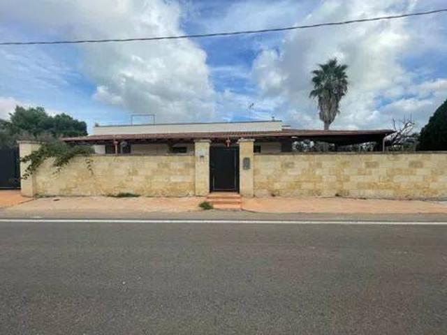 Villa Indipendente in vendita a Puglia, Lecce