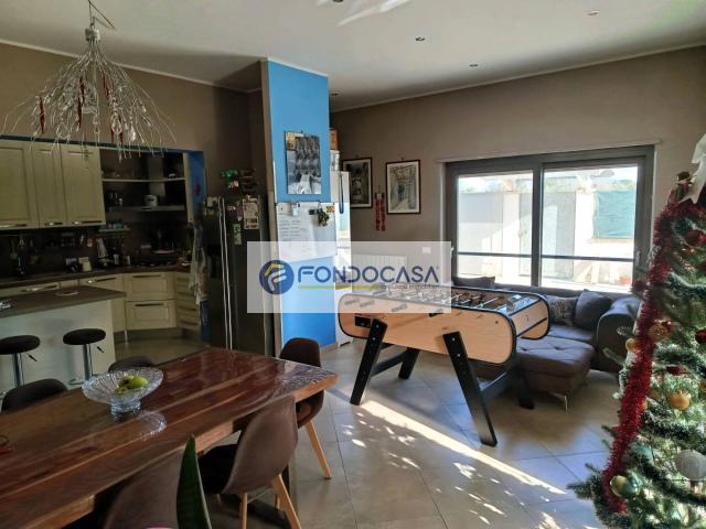 Villa Indipendente in vendita a Pisignano, Puglia