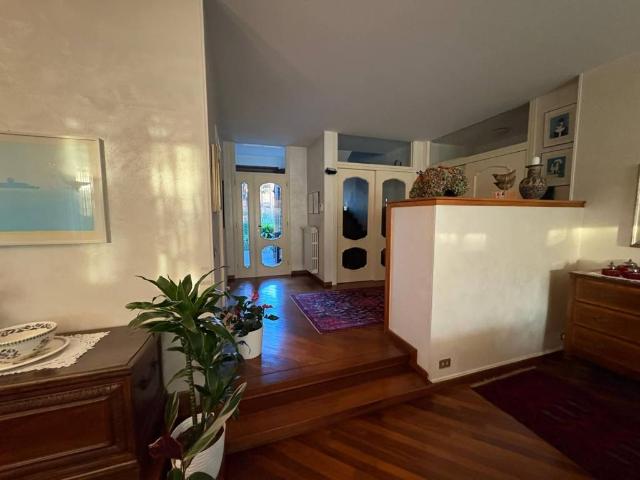 Villa Indipendente in vendita a Verolanuova, Lombardia