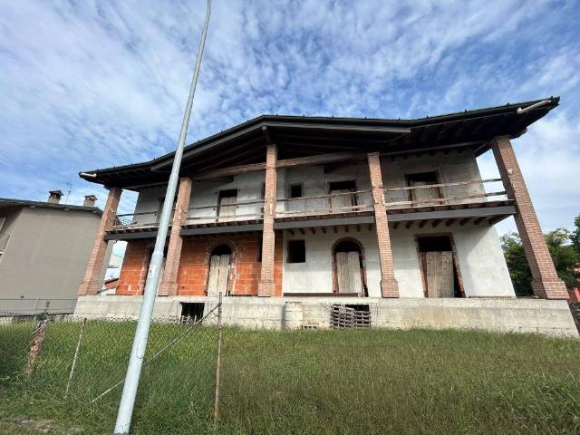 Villa Indipendente in vendita a Verolavecchia, Lombardia