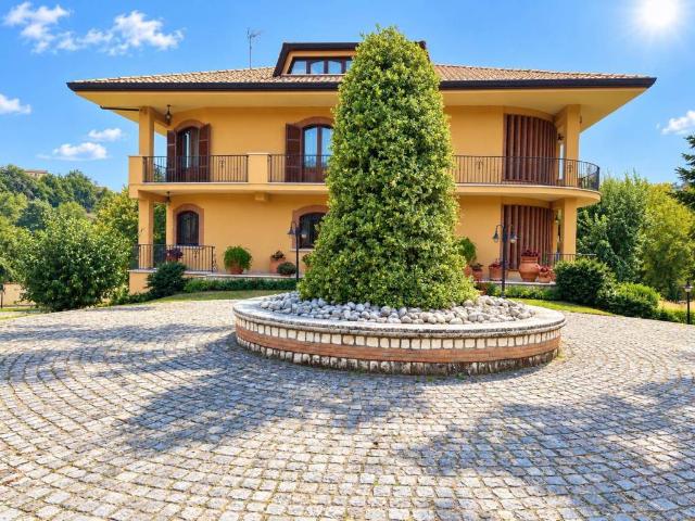Villa Indipendente in vendita a Castelmassimo, Veroli
