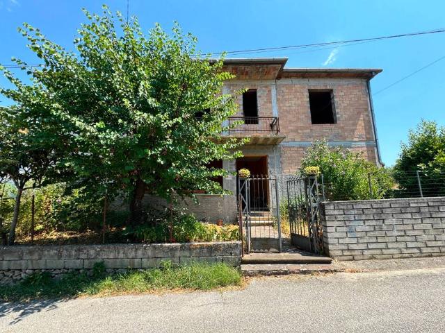 Villa Indipendente in vendita a Veroli, Lazio