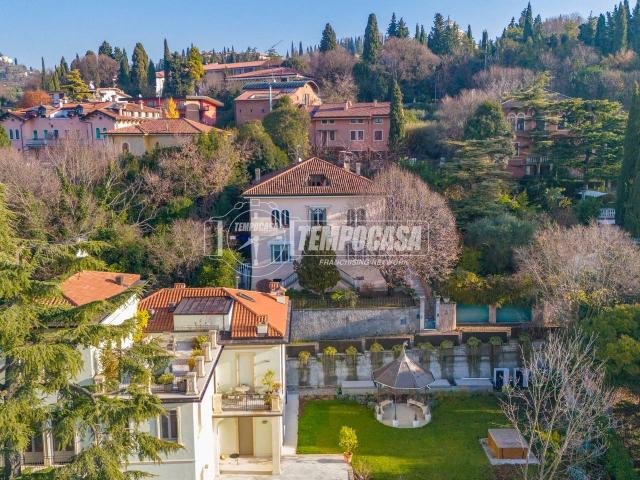 Villa Schiera in vendita a Nord-Ovest, Brenzone