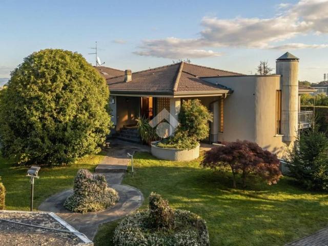 Villa Indipendente in vendita a Borgo Roma, Verona