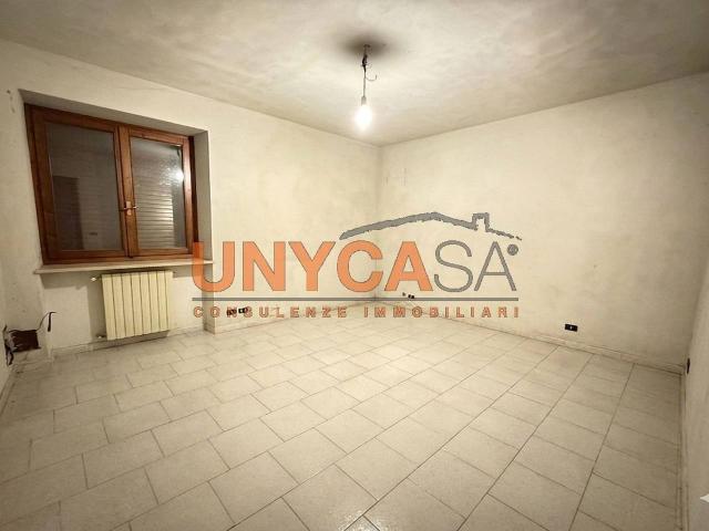 Villa Indipendente in vendita a Sud-Est, Brenzone