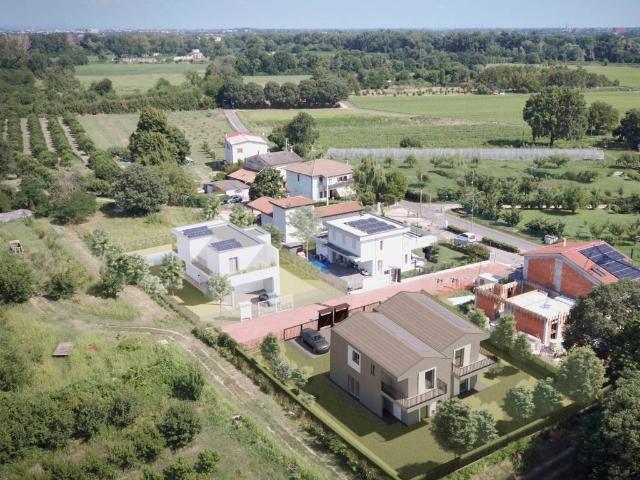 Villa Indipendente in vendita a Sud-Est, Brenzone