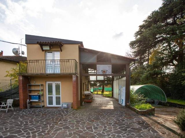 Villa Indipendente in vendita a Ovest, Brenzone