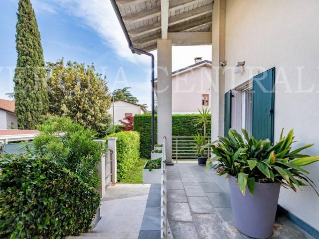 Villa Indipendente in vendita a Ovest, Brenzone