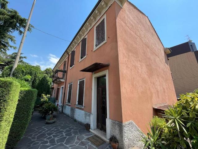 Villa Indipendente in vendita a Sud, Brenzone
