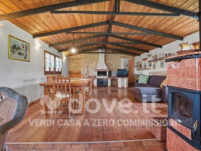 Villa Indipendente in vendita a Nord-Est, Brenzone
