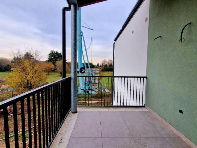 Villa Indipendente in vendita a Palazzina, Brenzone
