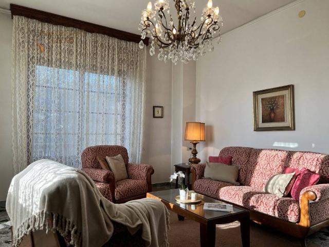 Villa Indipendente in vendita a Basson, Brenzone