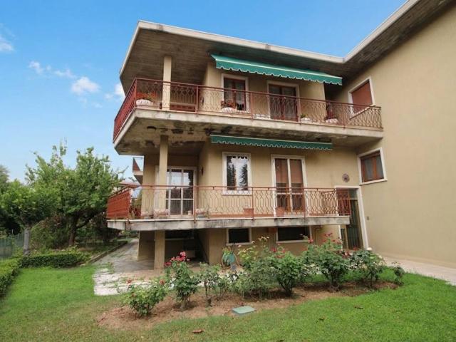 Villa Indipendente in vendita a San Felice Extra, Brenzone
