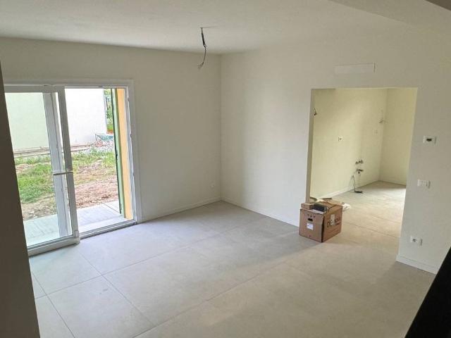 Villa Indipendente in vendita a Sud-Est, Brenzone