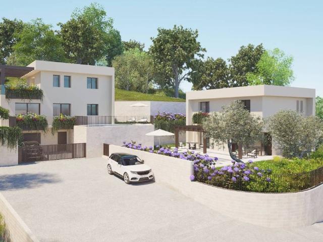 Villa Indipendente in vendita a Est, Brenzone