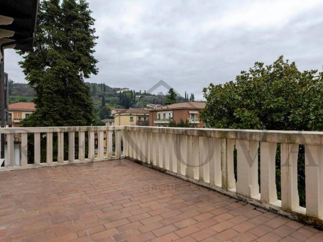 Villa Indipendente in vendita a Nord-Ovest, Brenzone