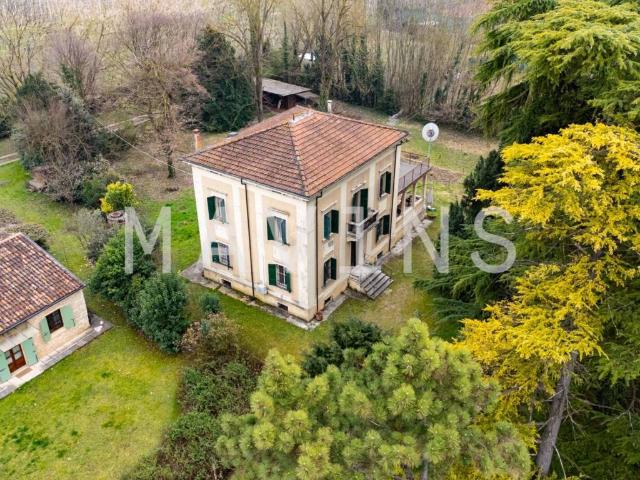 Villa Indipendente in vendita a Negrar, Veneto
