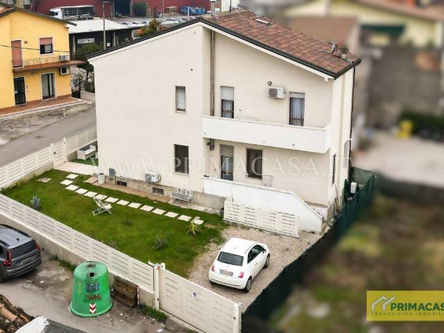 Villa Indipendente in vendita a Sud, Brenzone