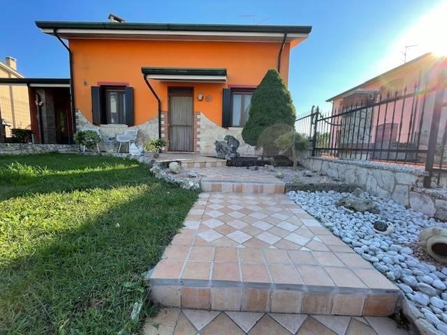 Villa Indipendente in vendita a San Gregorio, Veronella