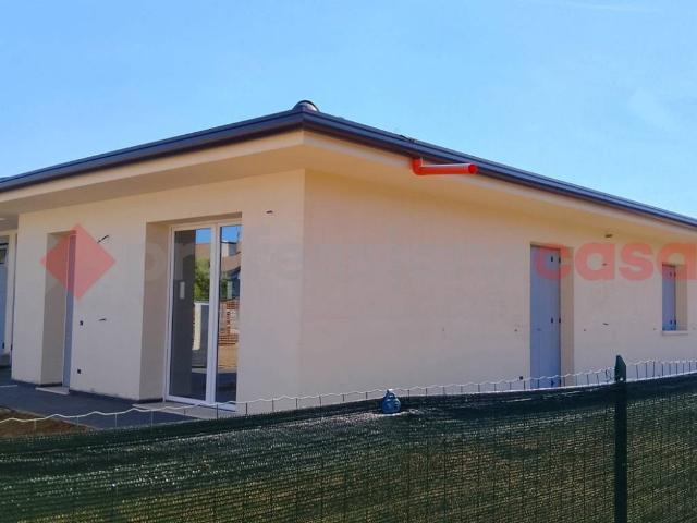 Villa Indipendente in vendita a Veronella, Veneto