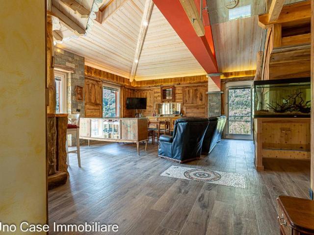 Villa Indipendente in vendita a Verres, Aosta