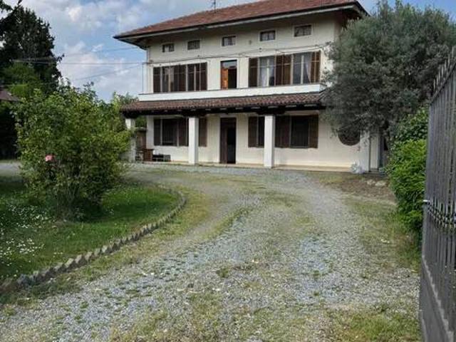 Villa Indipendente in vendita a Piemonte, Biella