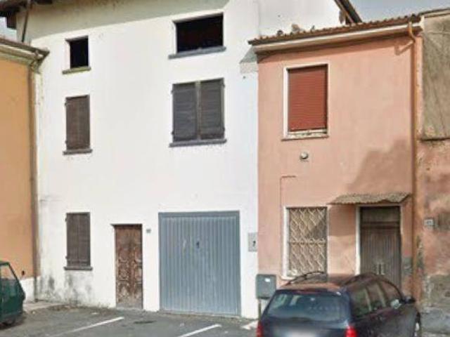 Villa Indipendente in vendita a Verrua Po, Lombardia