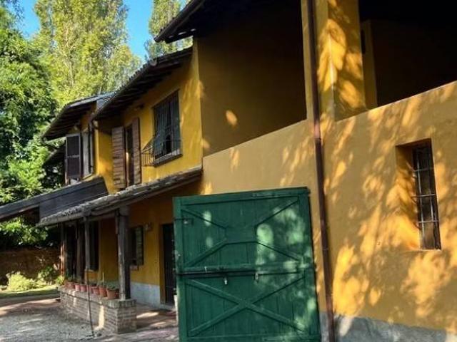 Villa Indipendente in vendita a Verrua Po, Lombardia