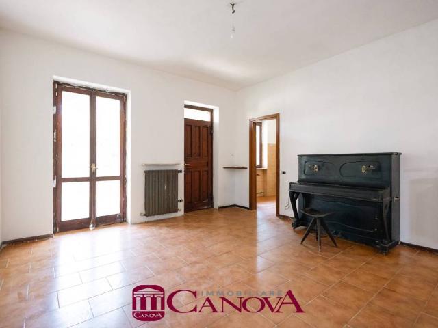 Villa Indipendente in vendita a Vertemate Con Minoprio, Lombardia