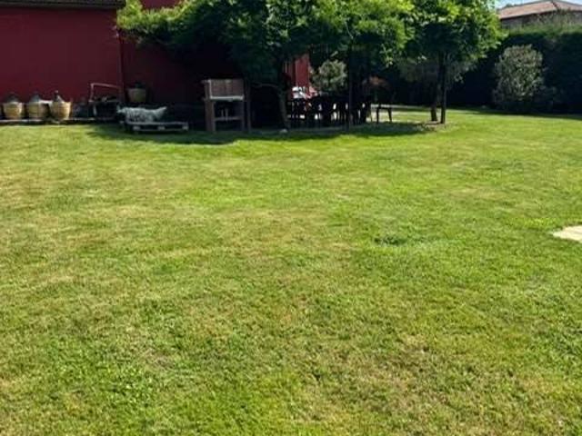 Villa Indipendente in vendita a Vertemate Con Minoprio, Lombardia