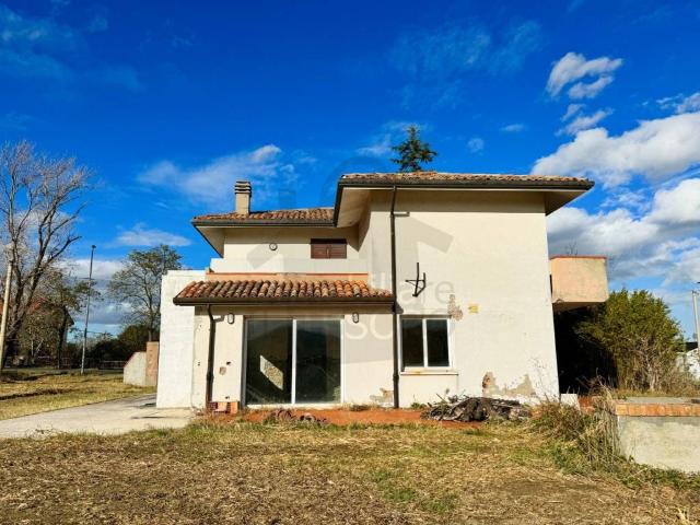 Villa Indipendente in vendita a Unione di comuni Valmarecchia, Verucchio