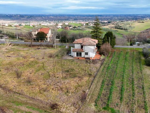 Villa Indipendente in vendita a Unione di comuni Valmarecchia, Verucchio