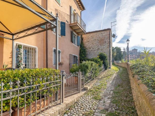 Villa Indipendente in vendita a Unione di comuni Valmarecchia, Verucchio