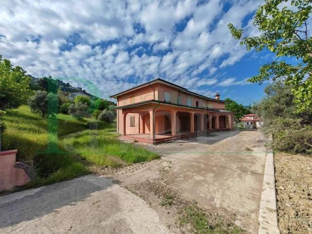 Villa Indipendente in vendita a Villa Verucchio, Verucchio